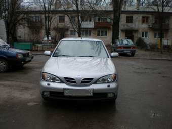 2001 Nissan Primera Pictures