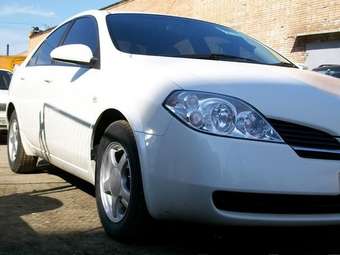 2001 Nissan Primera Pictures