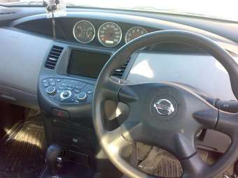 2001 Nissan Primera Photos
