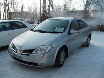 2001 Nissan Primera Pictures