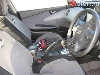 2001 Nissan Primera Photos