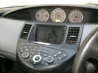 2001 Nissan Primera Photos