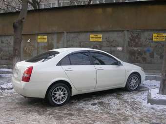 2001 Nissan Primera Photos