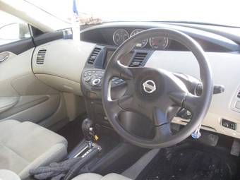 2001 Nissan Primera Pictures