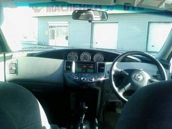 2001 Nissan Primera Photos