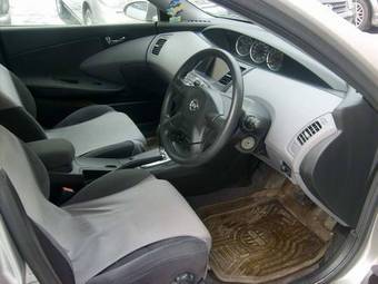 2001 Nissan Primera Images