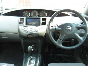 2001 Nissan Primera Photos