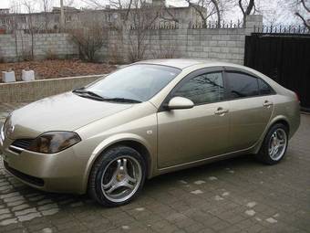 2001 Nissan Primera Pictures