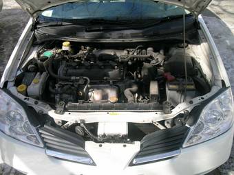 2001 Nissan Primera Pictures