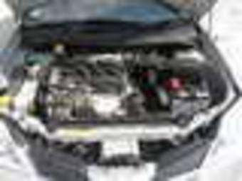 2001 Nissan Primera Pictures