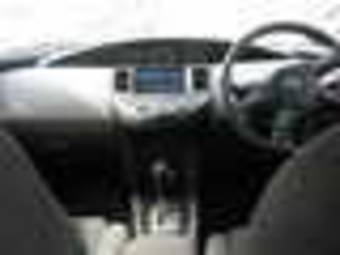 2001 Nissan Primera Photos