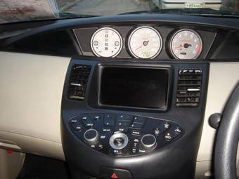 2001 Nissan Primera Photos