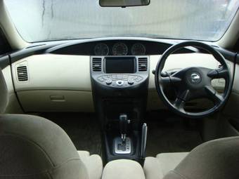 2001 Nissan Primera Photos