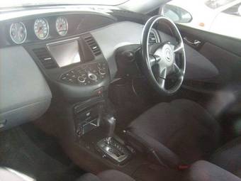 2001 Nissan Primera Photos