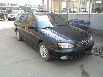 2001 Nissan Primera Photos