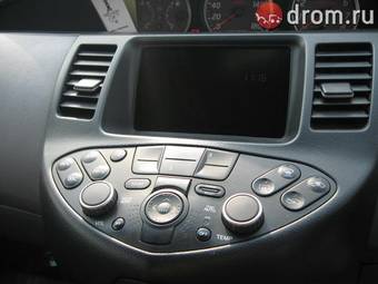 2001 Nissan Primera Pictures