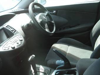 2001 Nissan Primera Pictures