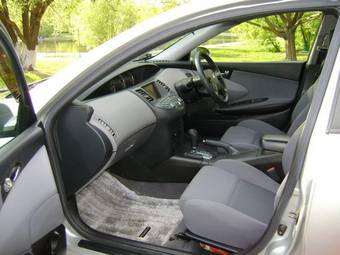 2001 Nissan Primera Pictures