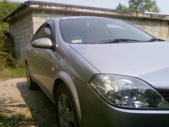 2001 Nissan Primera Photos