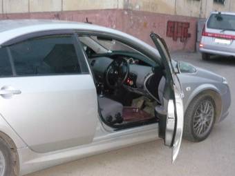 2001 Nissan Primera Photos