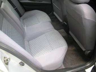 2001 Nissan Primera Pictures