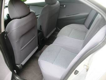 2001 Nissan Primera Pictures