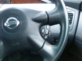 2001 Nissan Primera Pictures