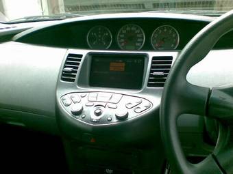 2001 Nissan Primera Photos