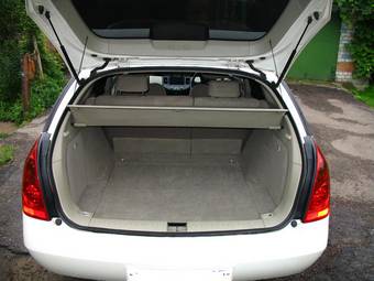 2001 Nissan Primera Pictures