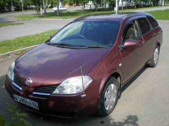 2001 Nissan Primera Pictures
