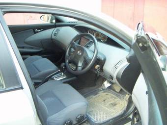 2001 Nissan Primera Photos