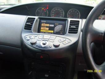 2001 Nissan Primera Images