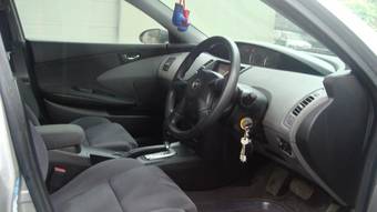 2001 Nissan Primera Photos