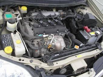 2001 Nissan Primera Photos