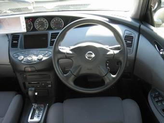 2001 Nissan Primera Photos