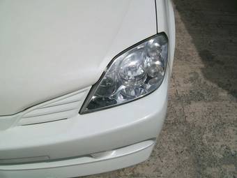 2001 Nissan Primera Pictures