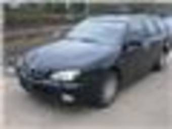 2001 Nissan Primera Photos