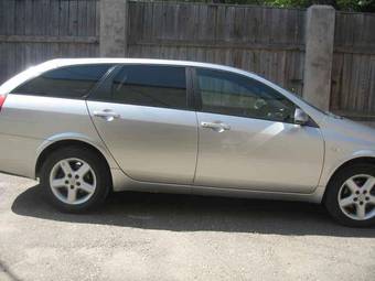 2001 Nissan Primera Pictures