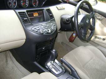 2001 Nissan Primera Pictures