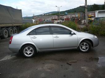 2001 Nissan Primera Pictures