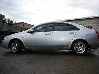 2001 Nissan Primera Pictures