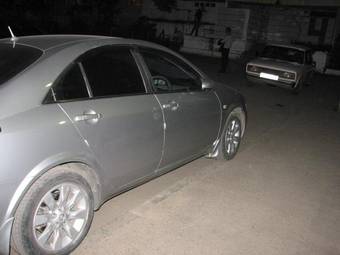 2001 Nissan Primera Images