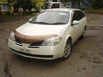 2001 Nissan Primera Pictures