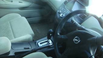 2001 Nissan Primera Photos