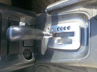 2001 Nissan Primera Images