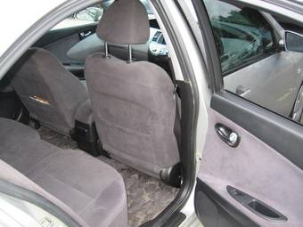 2001 Nissan Primera Photos