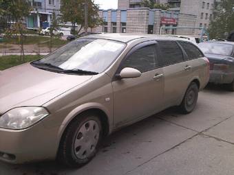 2001 Nissan Primera Pictures