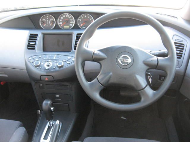 2002 Nissan Primera