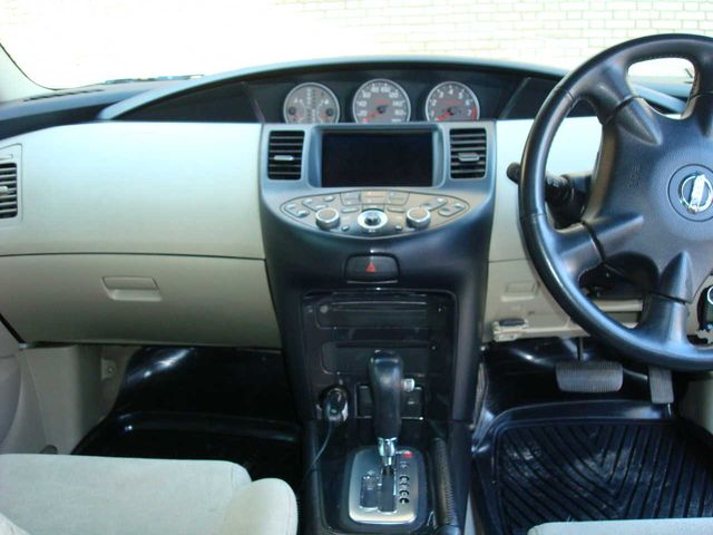 2002 Nissan Primera