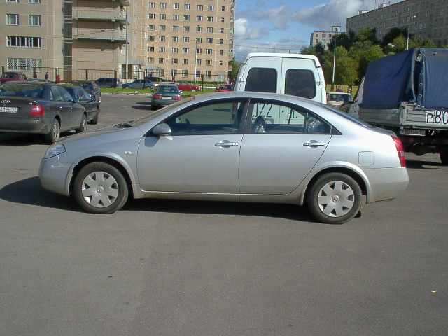 2002 Nissan Primera Pictures